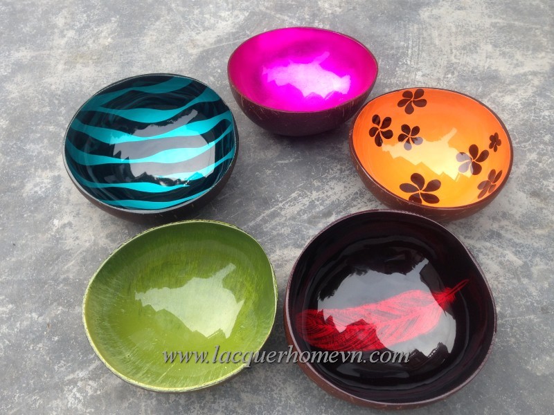 HT5759-Lacquer-coconut-bowl-made-in-Vietnam